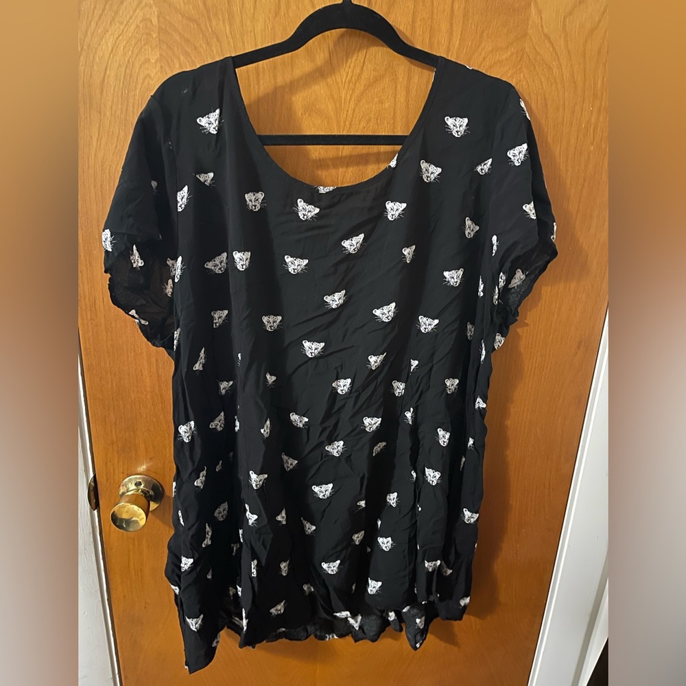 White leopard face blouse